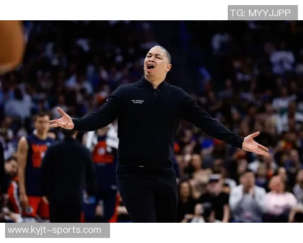 泰伦卢谈小卡比尔出场受限影响阵容组合评估仍待时日